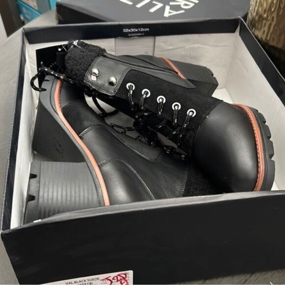 Naturalizer Val Waterproof Ankle Boot (WIDE) - Picture 2 of 13